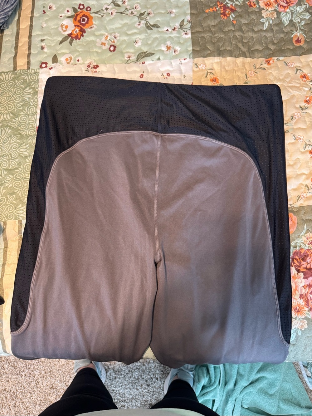 Fabletics Motion365 Gray Athletic Leggings with Black Mesh Panels & Pockets - Picture 6 of 9